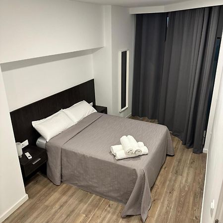Lotus Suites Alicante Exteriör bild