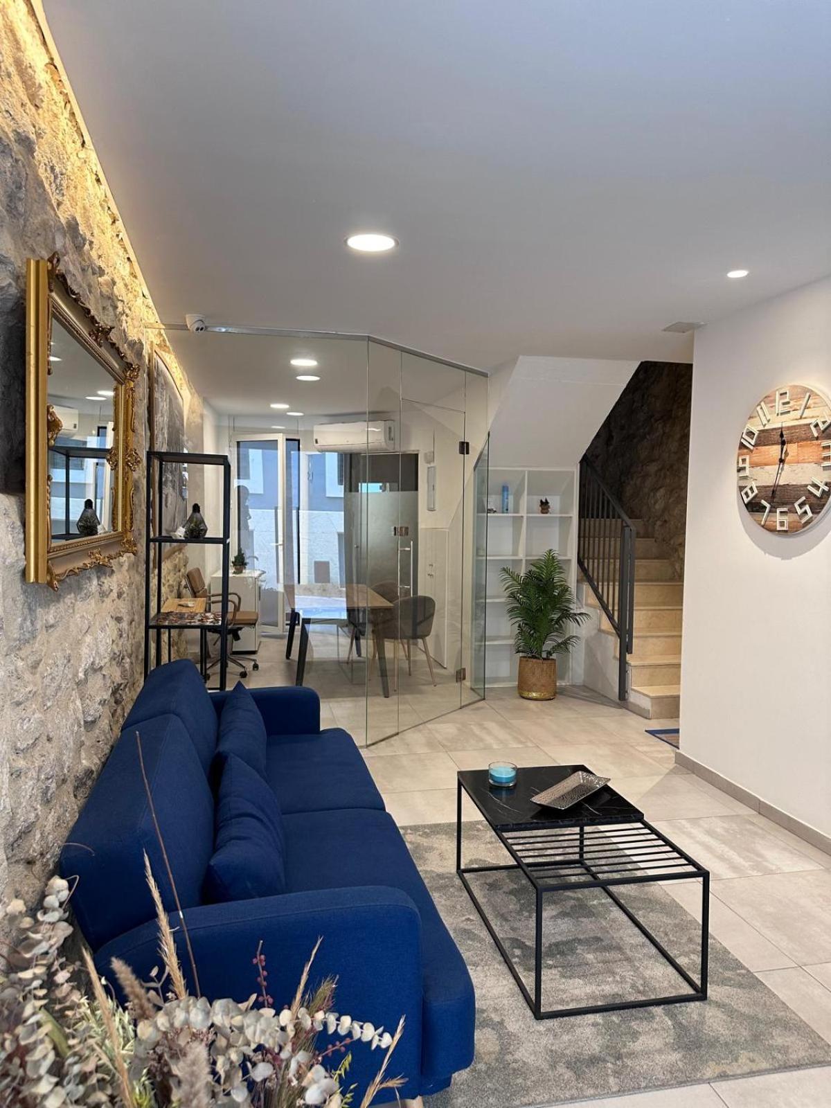 Lotus Suites Alicante Exteriör bild