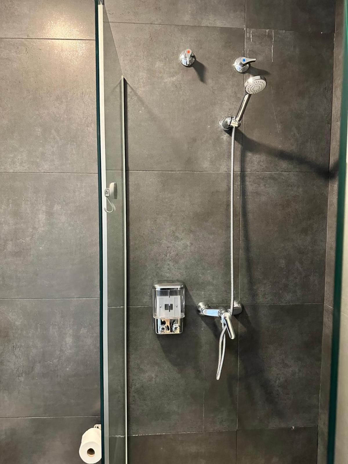 Lotus Suites Alicante Exteriör bild